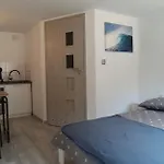 Gniazdo. Apartamenty, Gasthuis