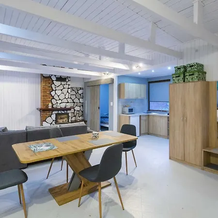Gniazdo. Apartamenty, Affittacamere 3*