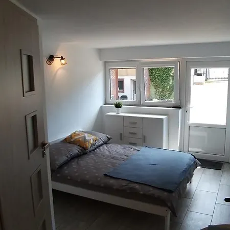 Gniazdo. Apartamenty, بيت ضيافة Jastrzębia Góra