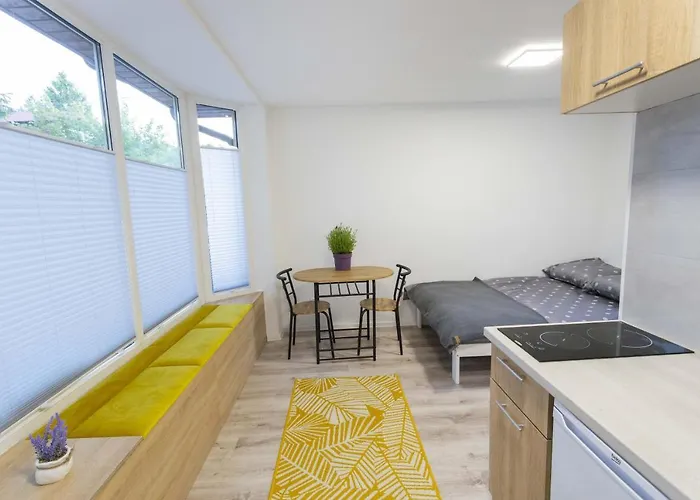 Gniazdo. Apartamenty, Vendégház 3*