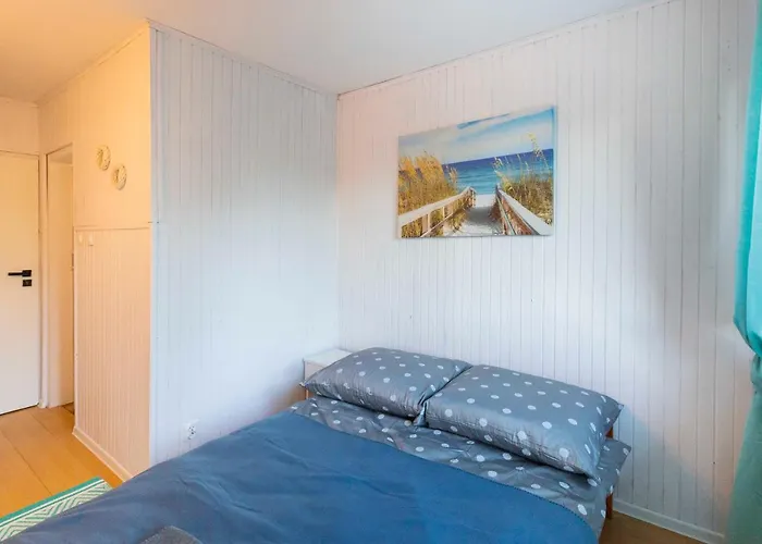 Gniazdo. Apartamenty, Pensión 3*